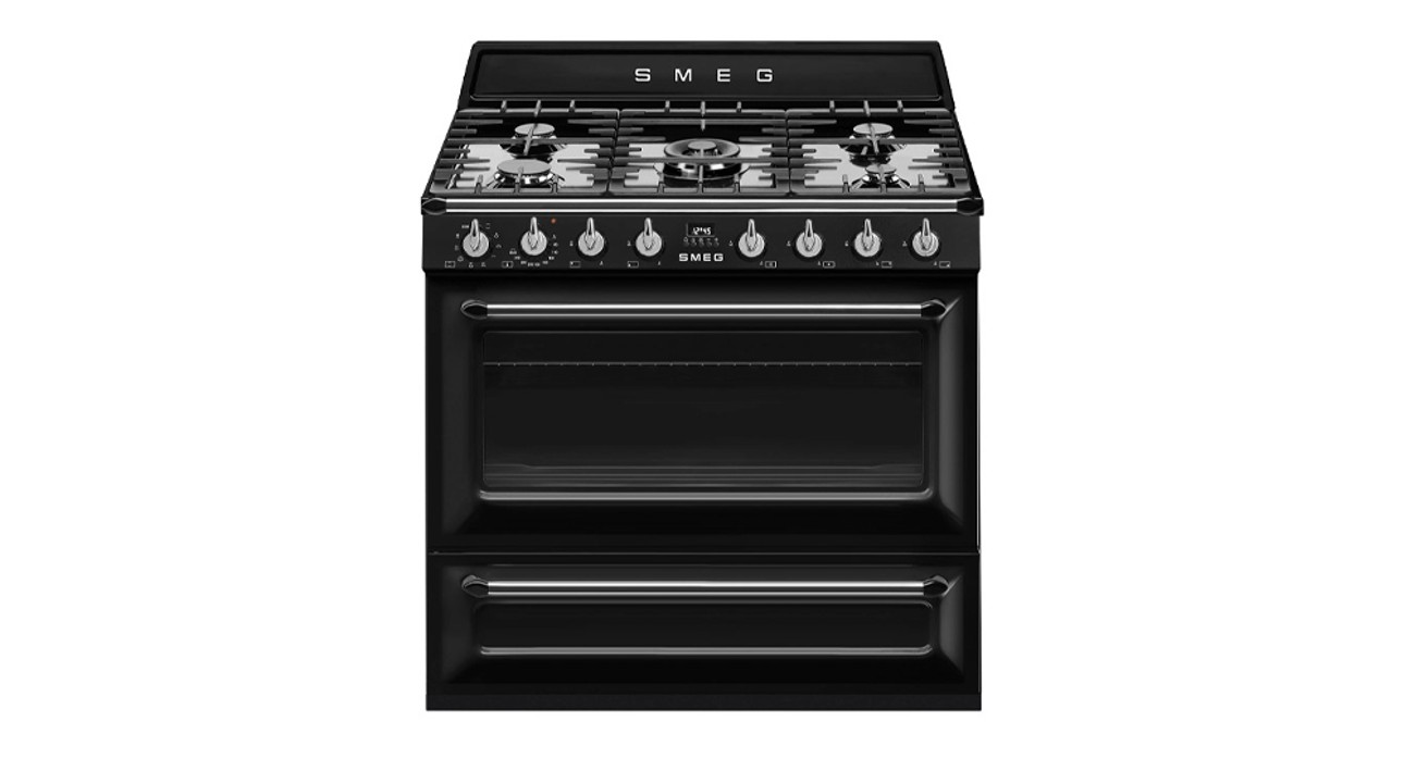 Cooker with gas hob