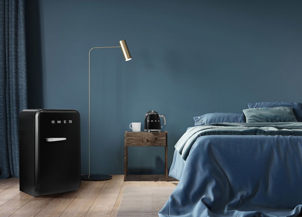 A STYLISH LITTLE KETTLE