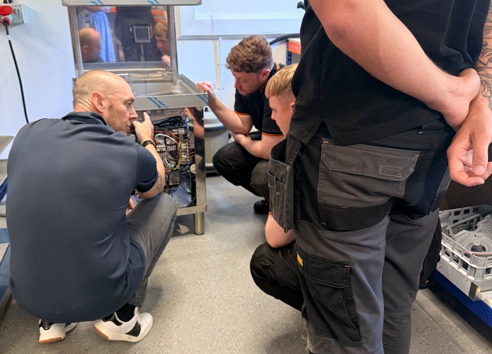 FREE ENGINEER TRAINING DAYS