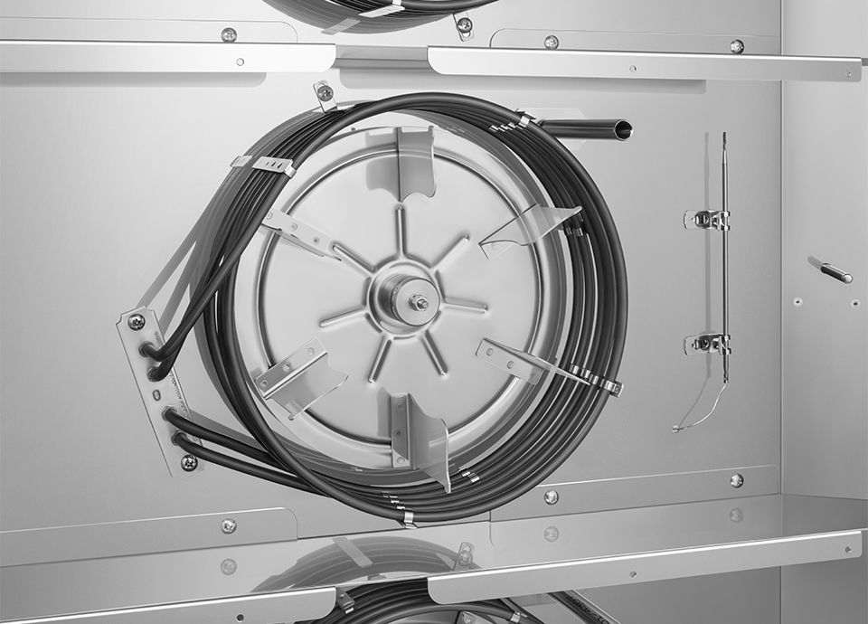 Interior of ALFA Smeg oven showing engineered deflector and airflow system for uniform heat distribution and precise cooking results