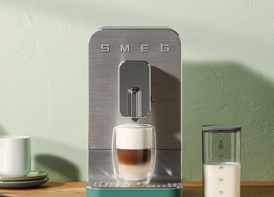 Automatic coffee machine