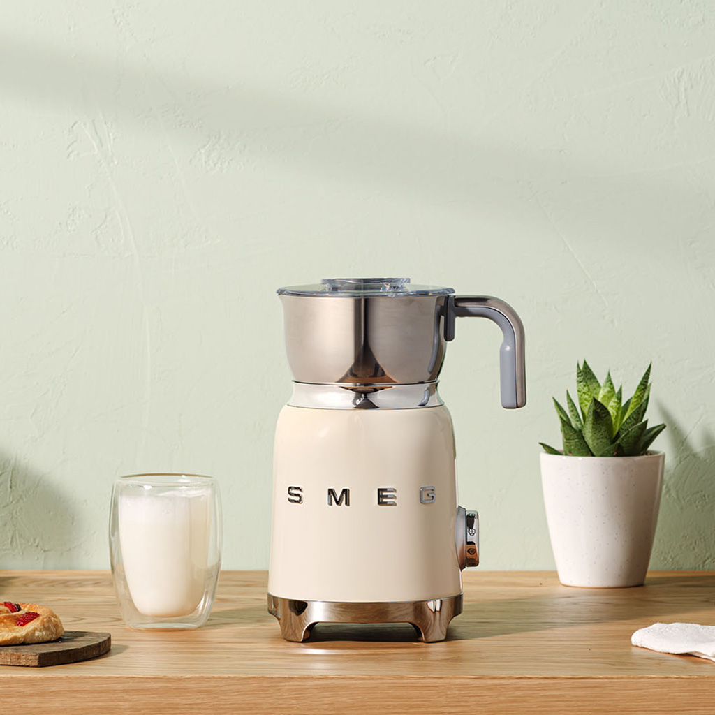 Smeg Milk Frother Review