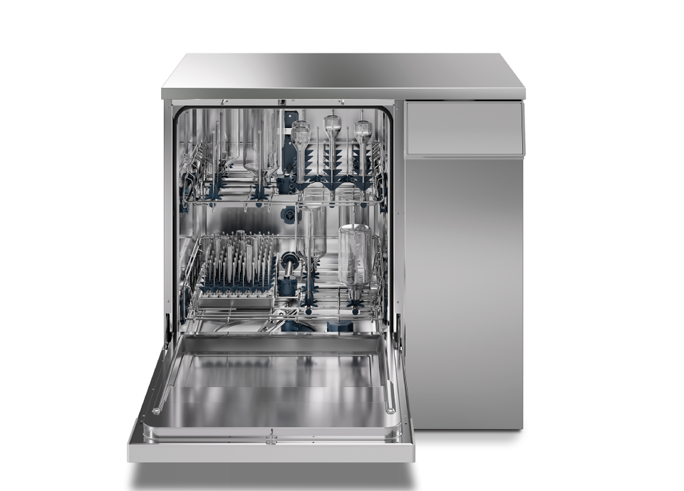 Glassware washers
