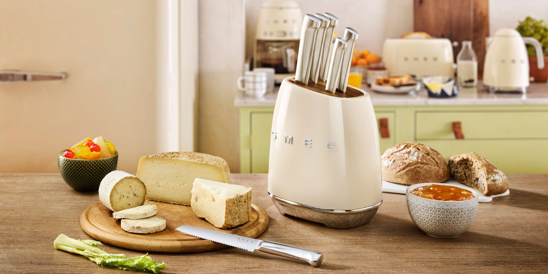 Bloc de 6 couteaux Smeg