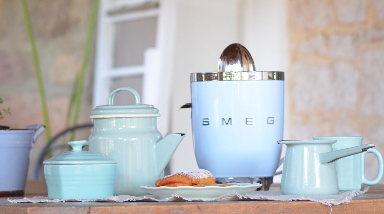 Presse-agrumes CJF11PBEU