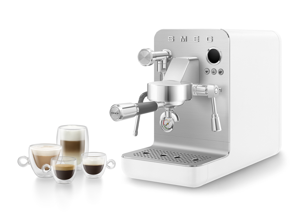 Machine à café Expresso EMC02WHMEU