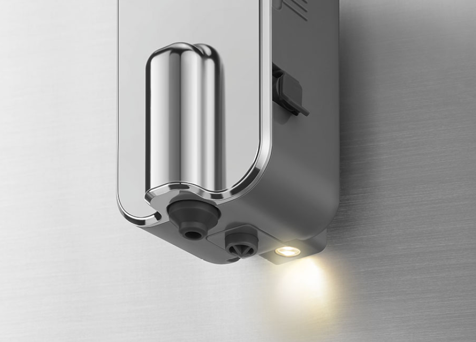 Machine à café automatique avec broyeur intégré BCC13