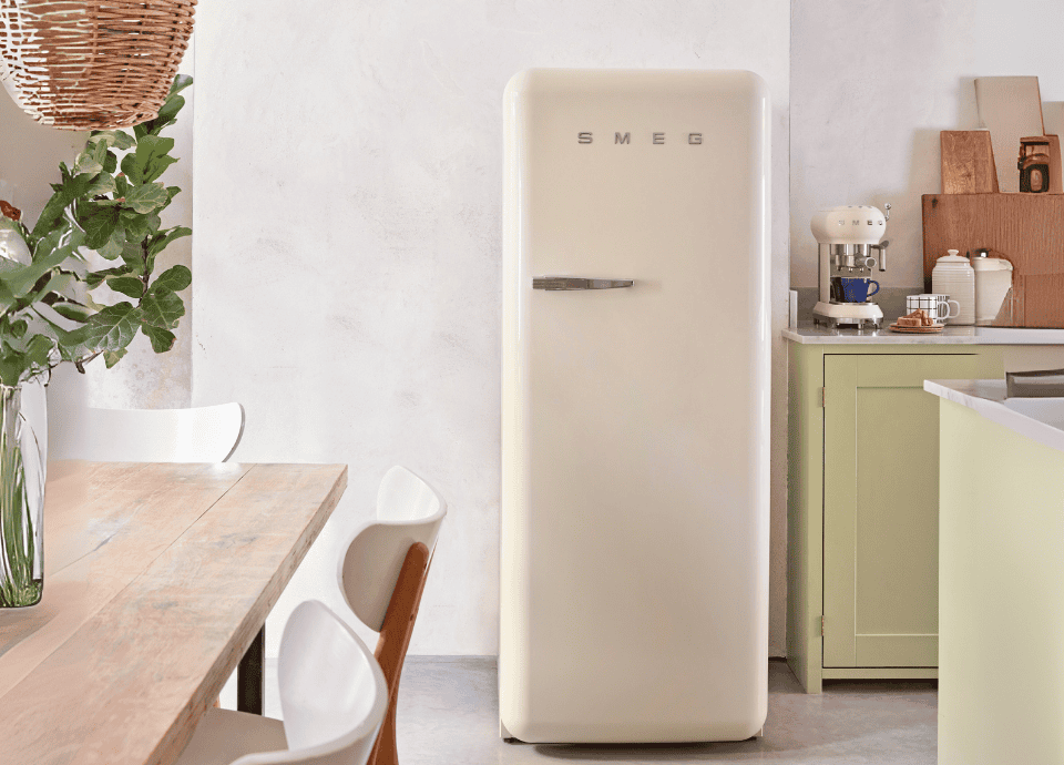 Frigo 1 porte crème Smeg FAB28RCR6