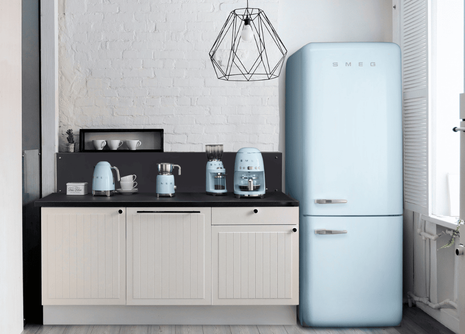 Frigo combiné Smeg bleu azur FAB32RPB5