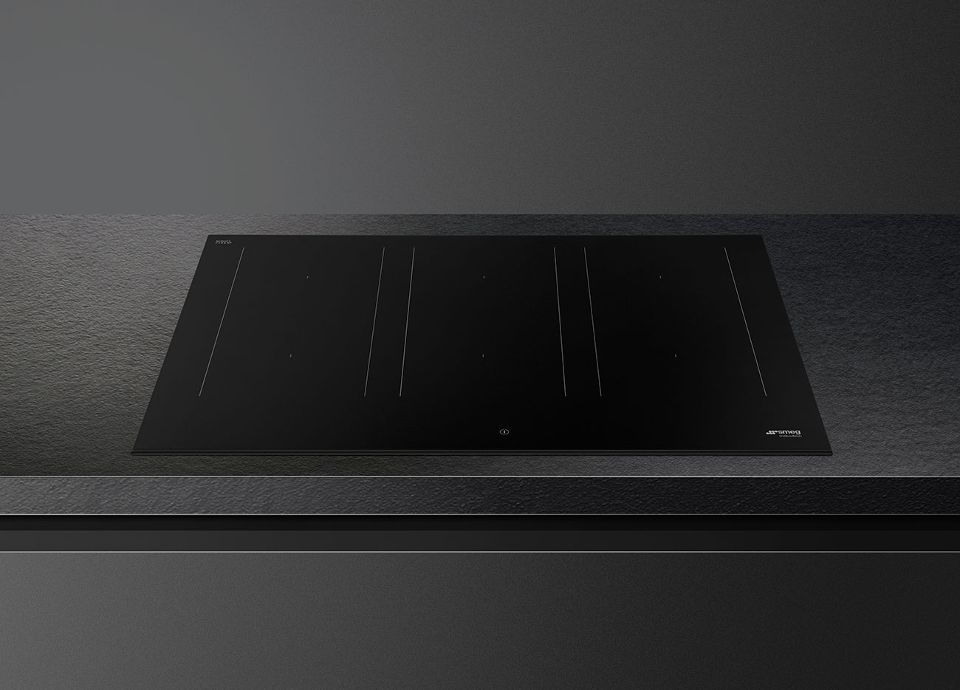 Plaques de cuisson noir mat anti-rayures Smeg