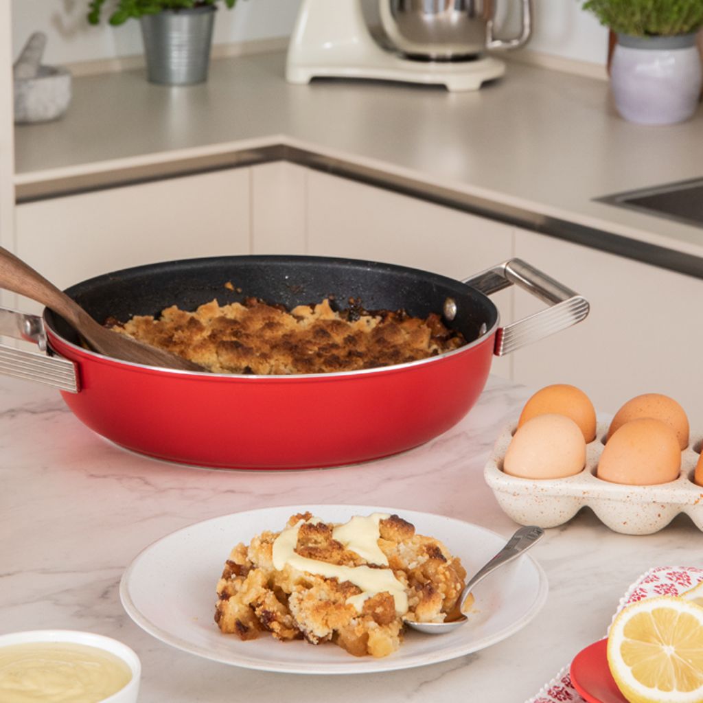 Crumble aux pommes avec crème à la vanille