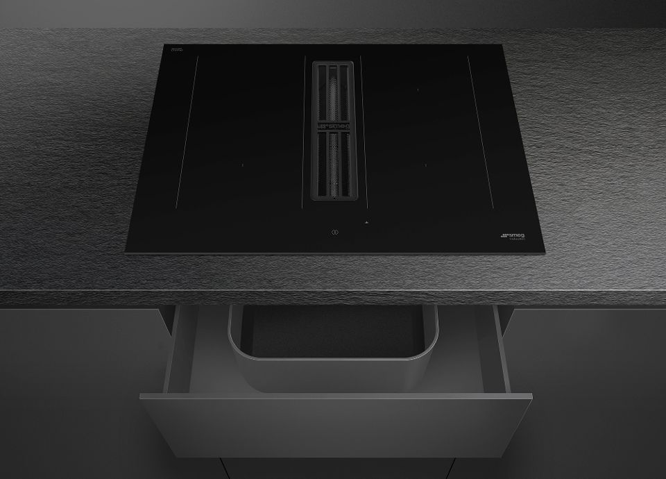 Table de cuisson avec hotte intégrée Smeg