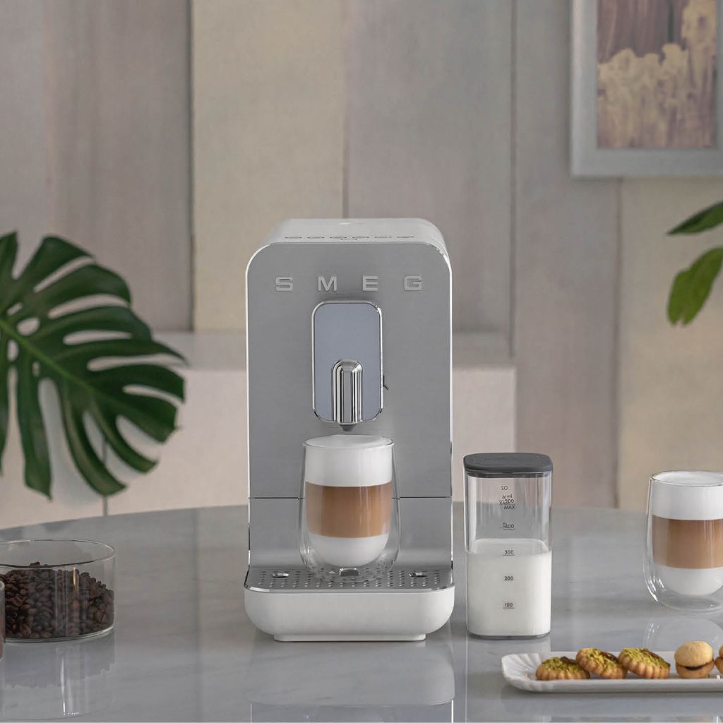 Du grain à la tasse avec un nuage de lait avec Smeg