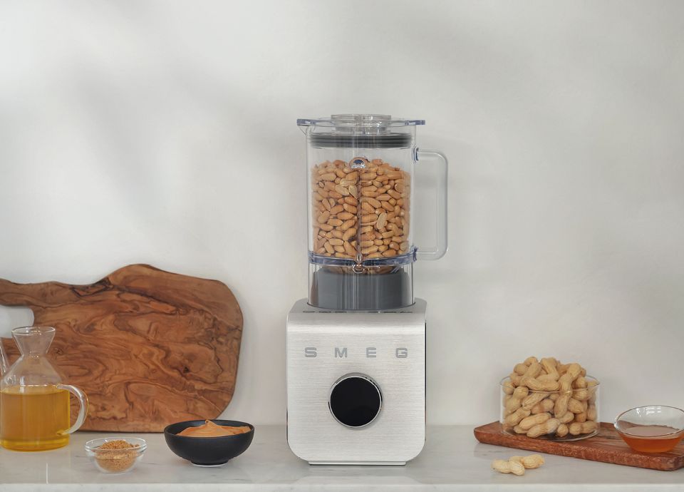 LE BLENDER HAUTE PERFORMANCE AVEC SMEG FRANCE LE BLC