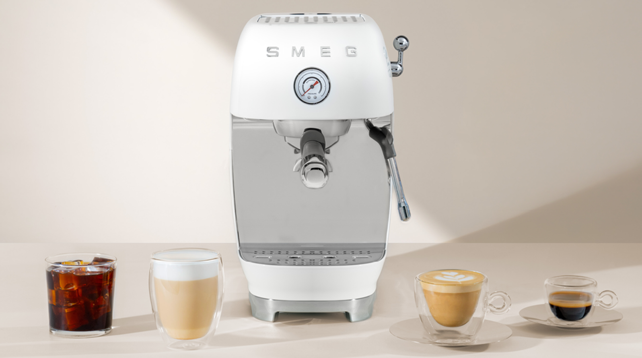 Machine à café expresso et cold brew de SMEG