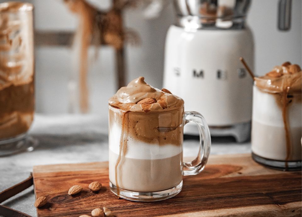 LA CHOCOLATIÈRE avec SMEG | Smeg France
