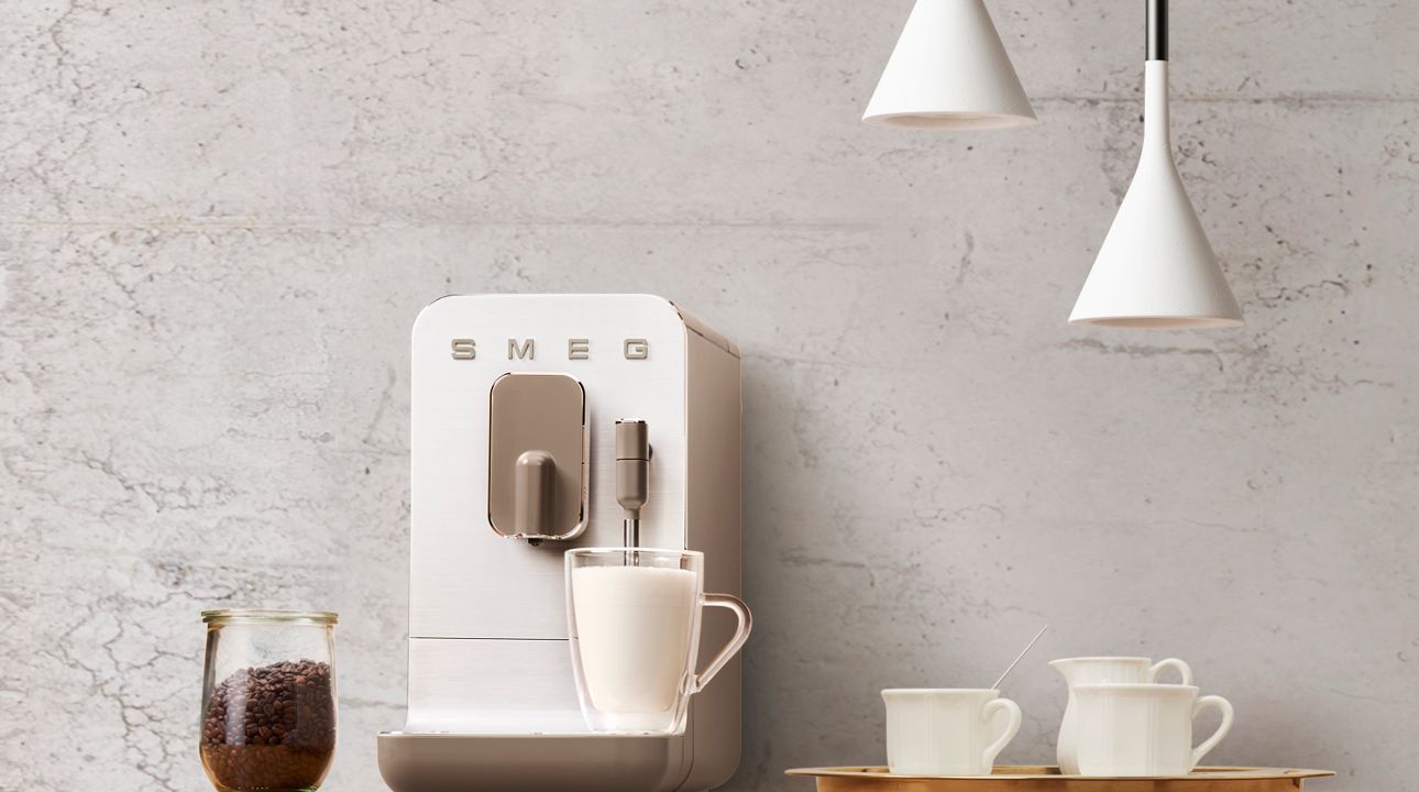 White BCC02 Fully automatic coffee machines