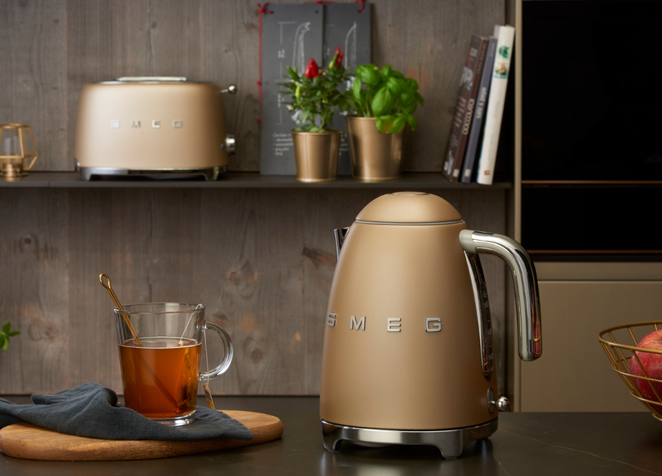 Le mat, plus velours que du velours | Set Petit-déjeuner | SMEG France