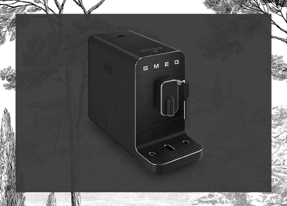 machine à café avec broyeur intégré en full black mat