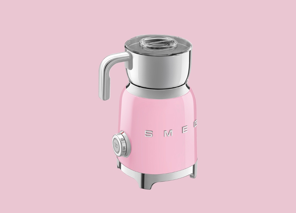 Le rose en cuisine avec SMEG