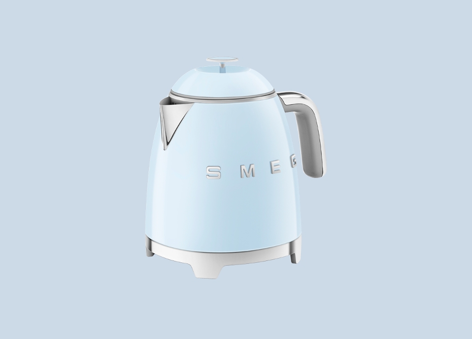 MINI BOUILLOIRE SMEG ROSE