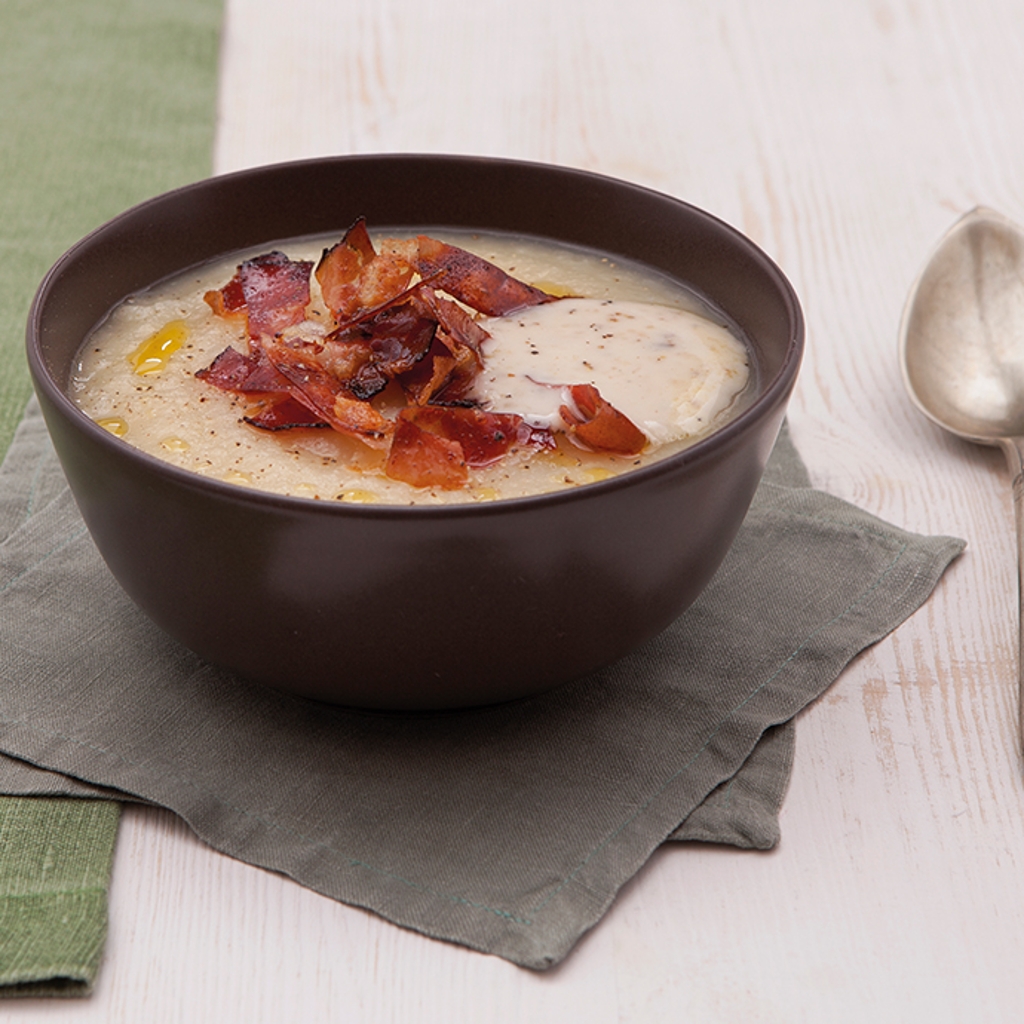 Ricetta Vellutata di sedano rapa con speck croccante e crema di tartufo nero - Forno a vapore