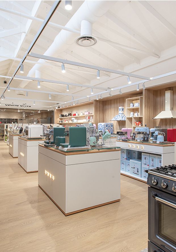Area espositiva del negozio SMEG Store Guastalla