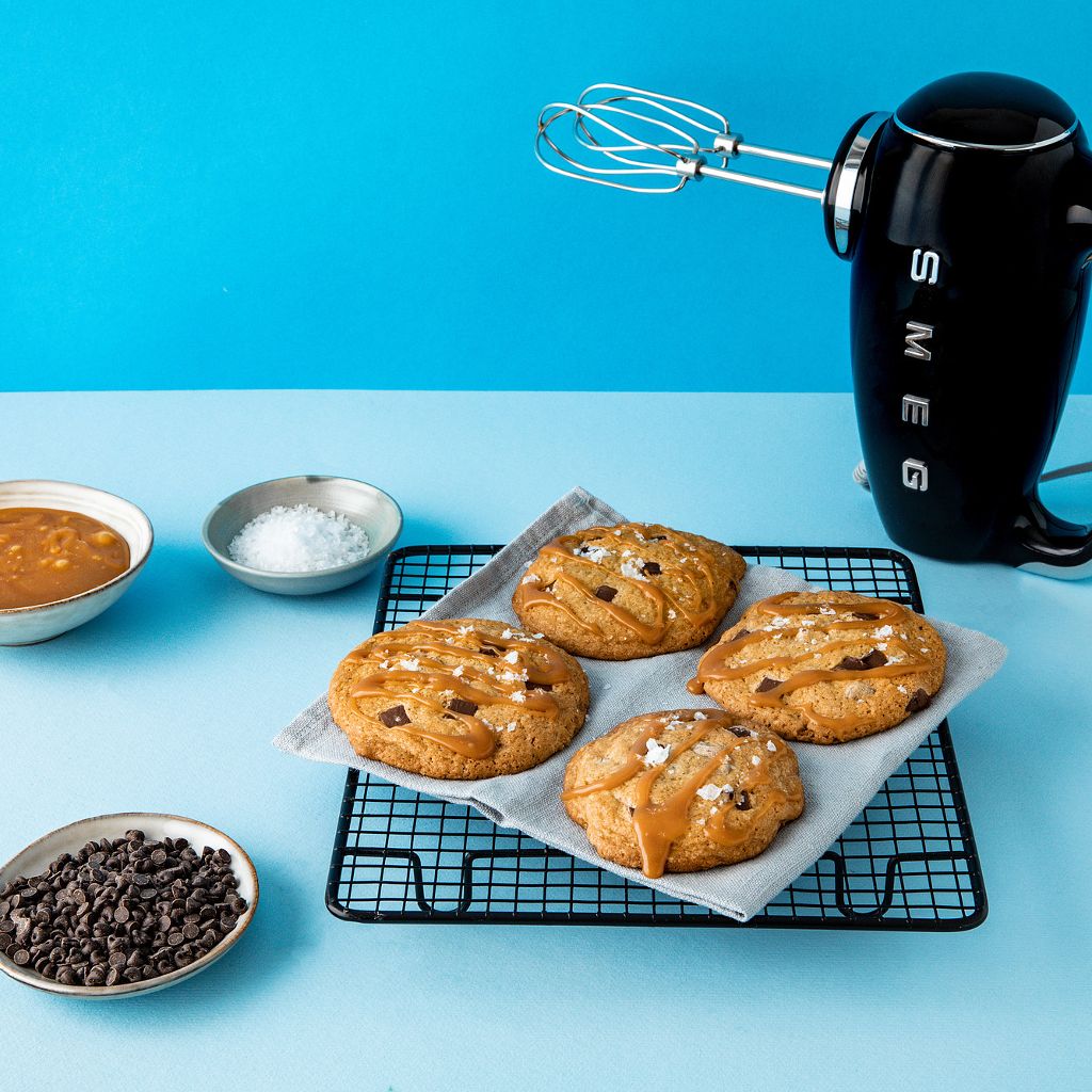 Rezept für Chocolate Chip Cookies mit Salzkaramell | Smeg