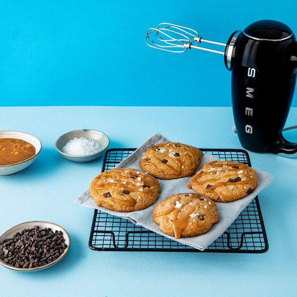 salted-caramel-and-chocolate-cookies