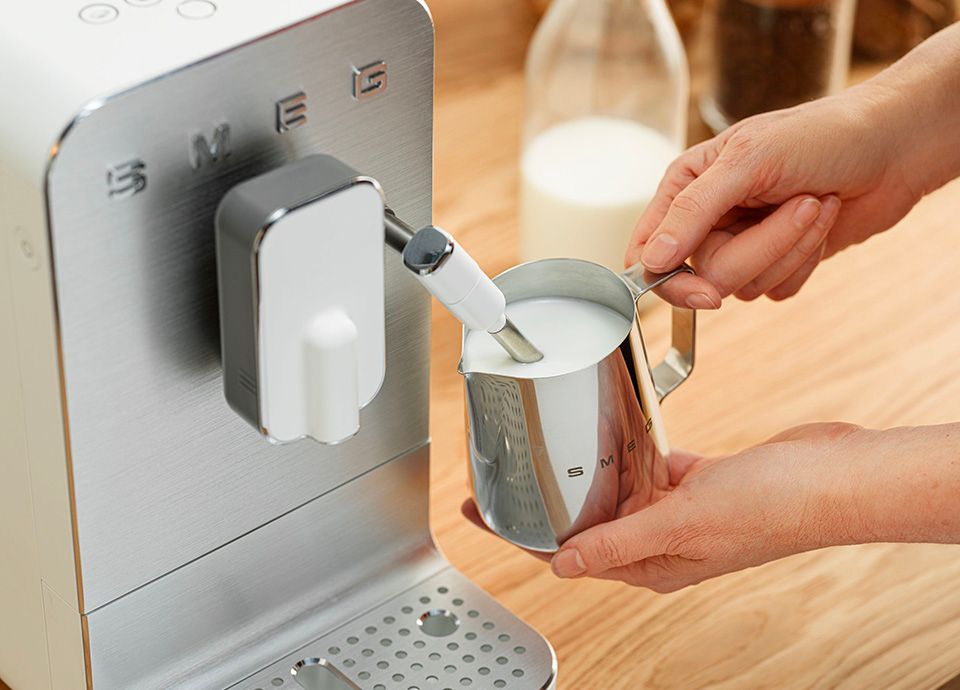 GLUE Amsterdam | SMEG Coffee Club Event