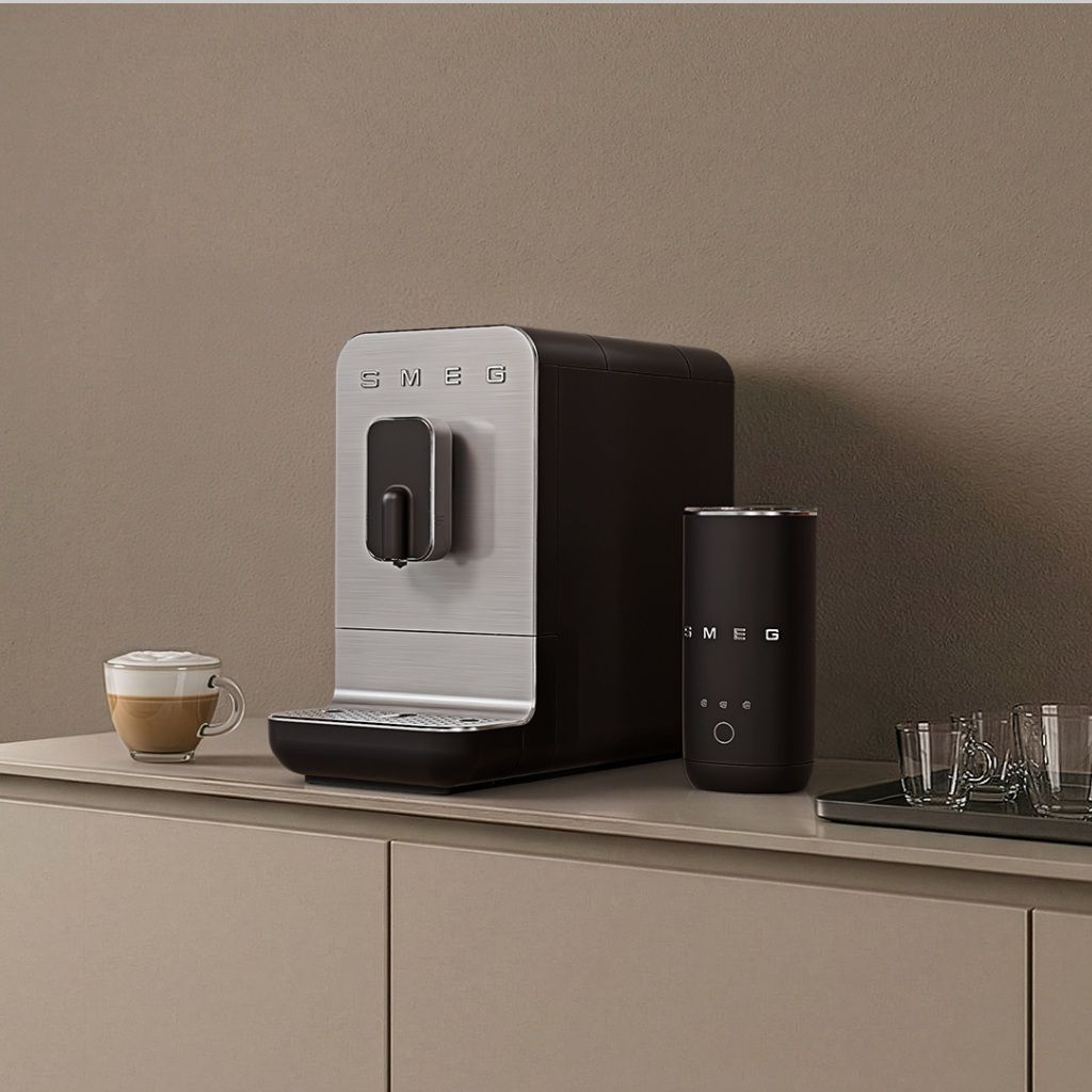 Køb en espressomaskine – få en mælkeskummer med i købet