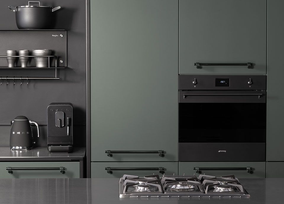 Matte Black Range Cooking