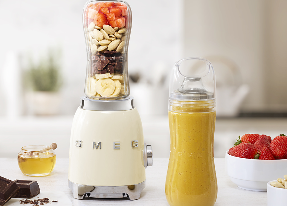 Personal blender