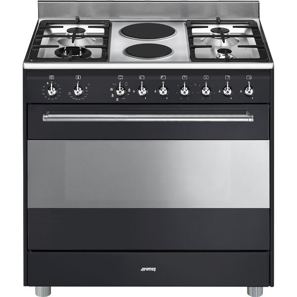 Smeg cookers with mixed hob
