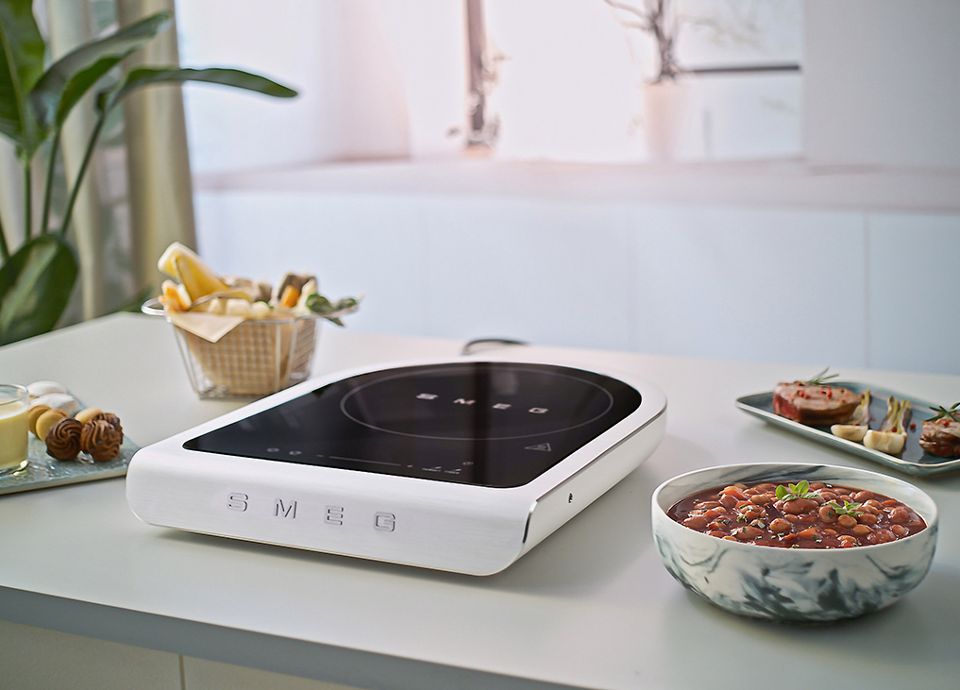 portable induction cooker smeg