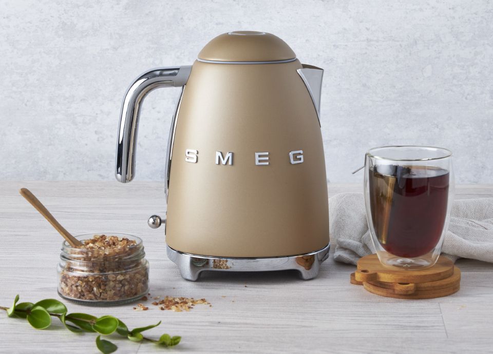 Go Matte with Smeg