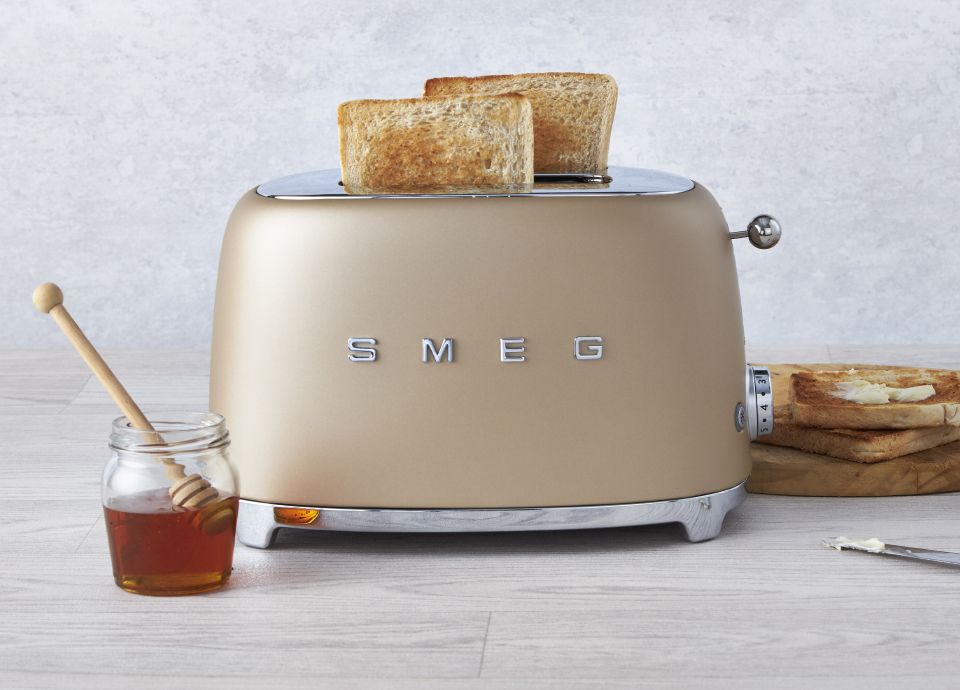 Go Matte with Smeg