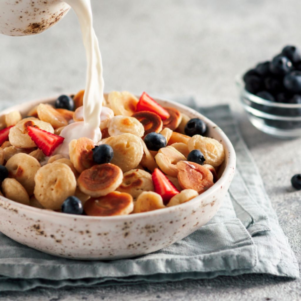 Mini-Pancake Cereal Bowl