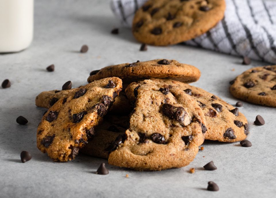 Salted Caramel & Choc Chip Cookies