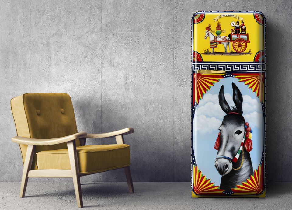 Smeg dolce 2025 gabbana refrigerator