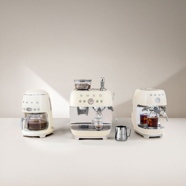 House of coffee Smeg