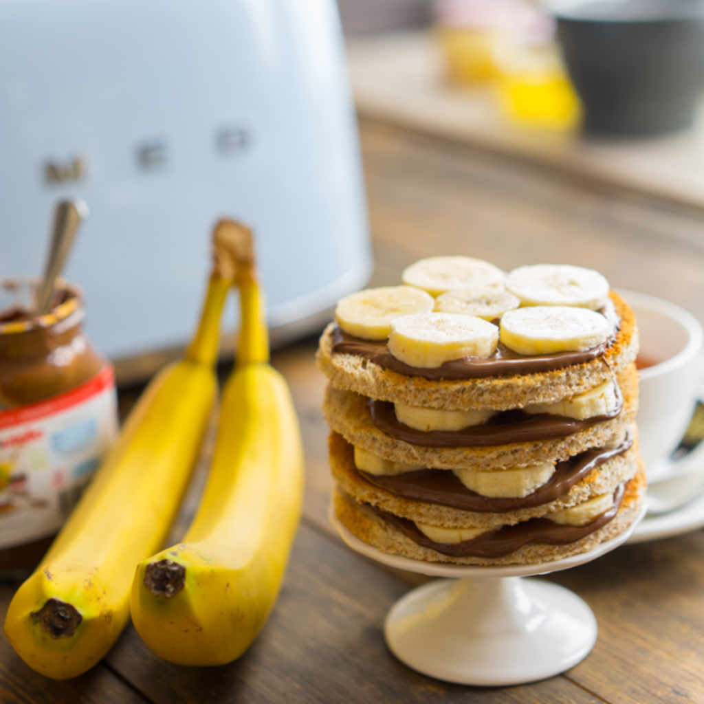 Tostadas con nocilla y platano