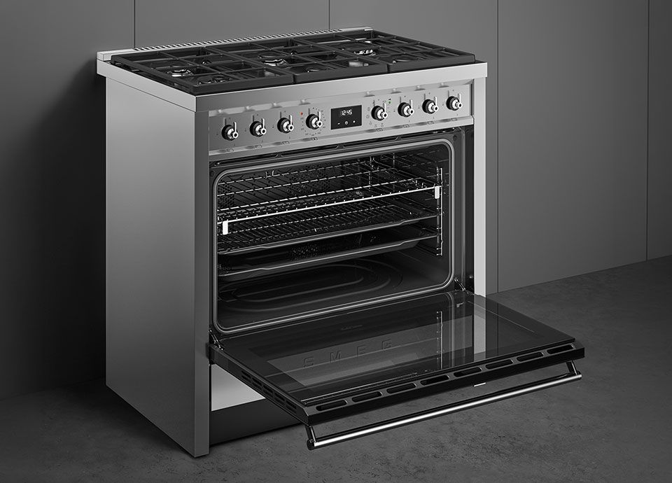 Generous oven capacity