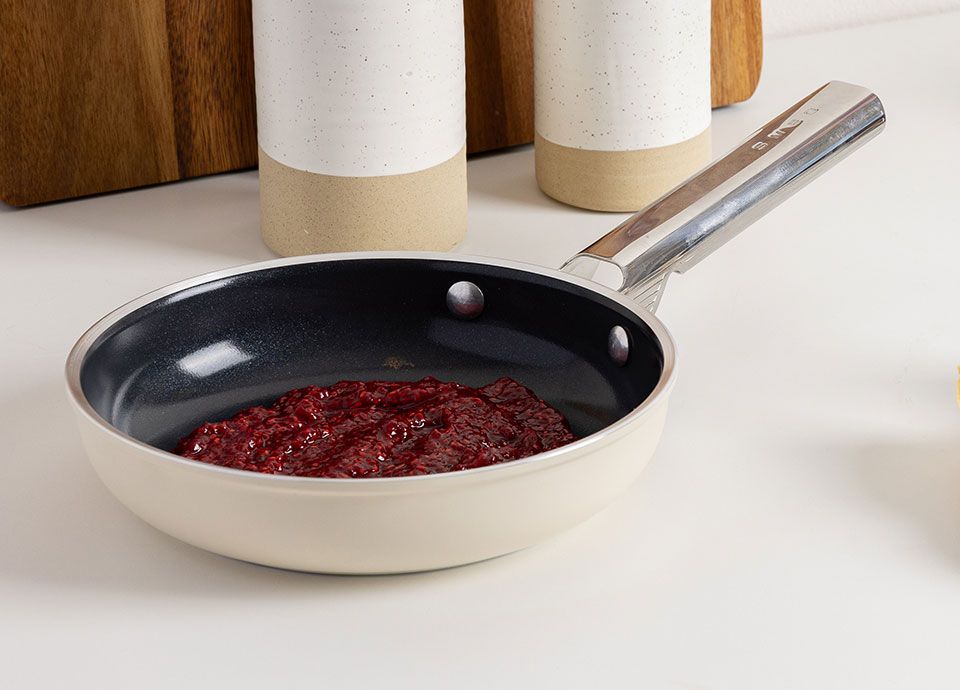 Wide Rectified Edge for Precision Pouring and Durability