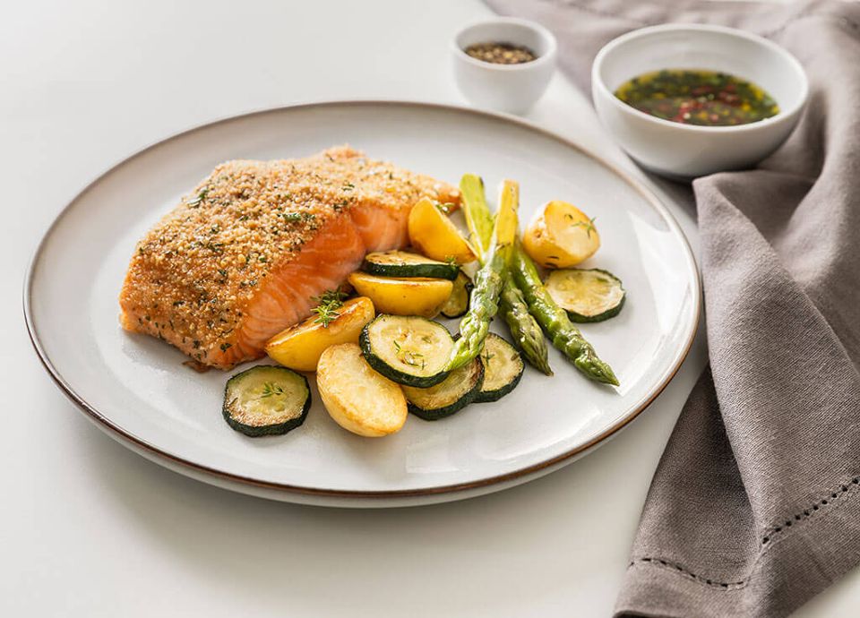 Mediterranean-style Gratin Salmon Fillets