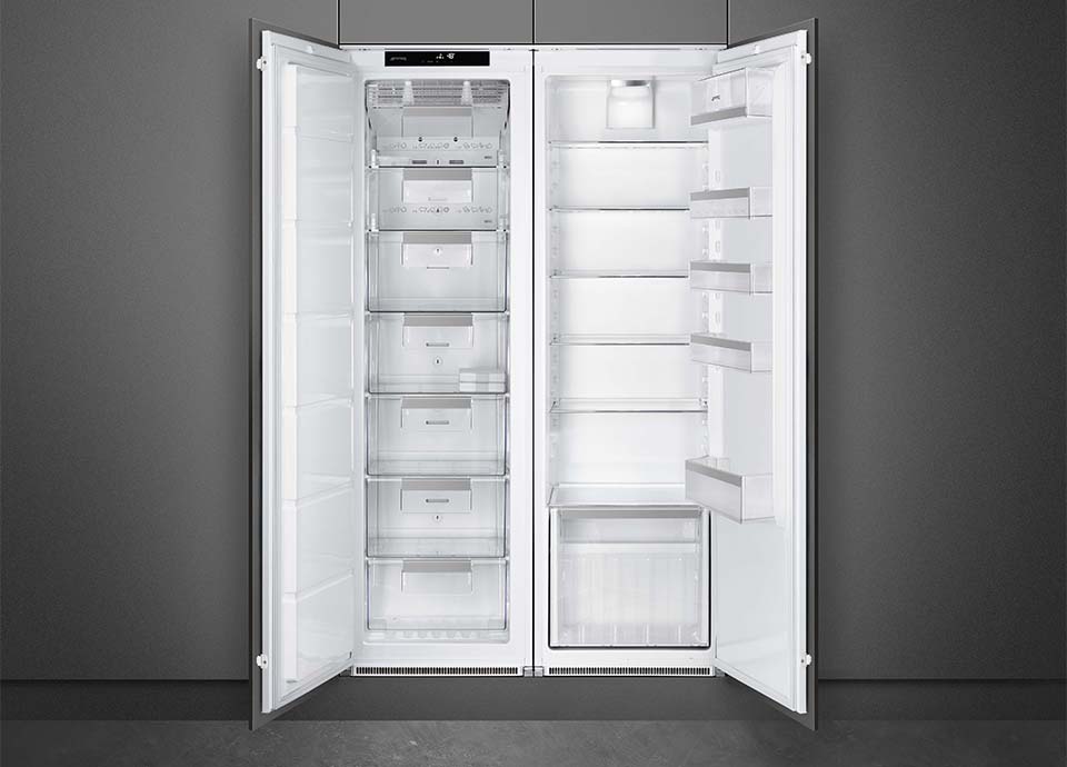 Larder smeg store fridge freezer