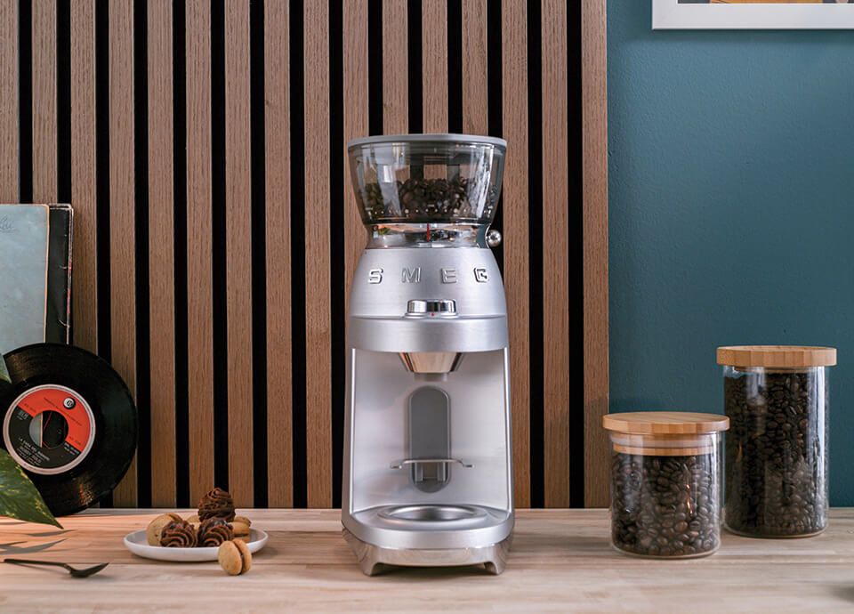 A perfect coffee grind for a complete "barista set"