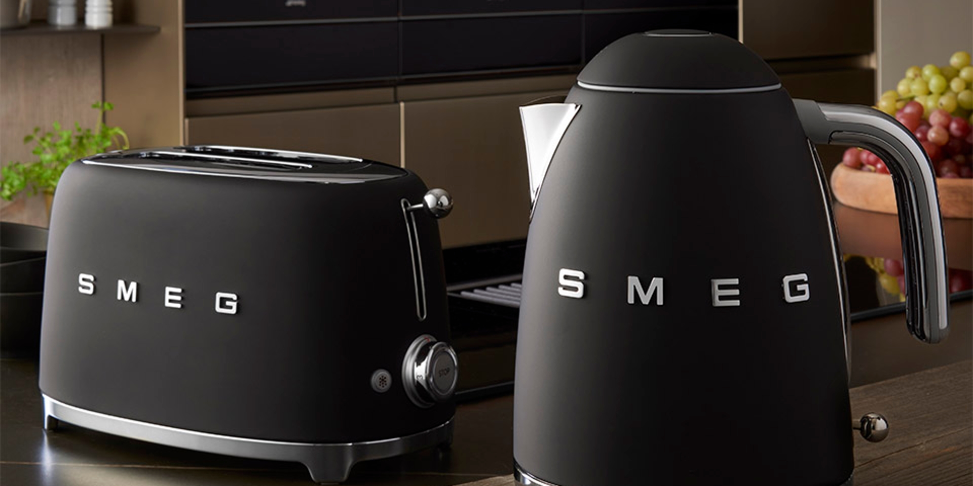 White Smeg Kettle And Toaster