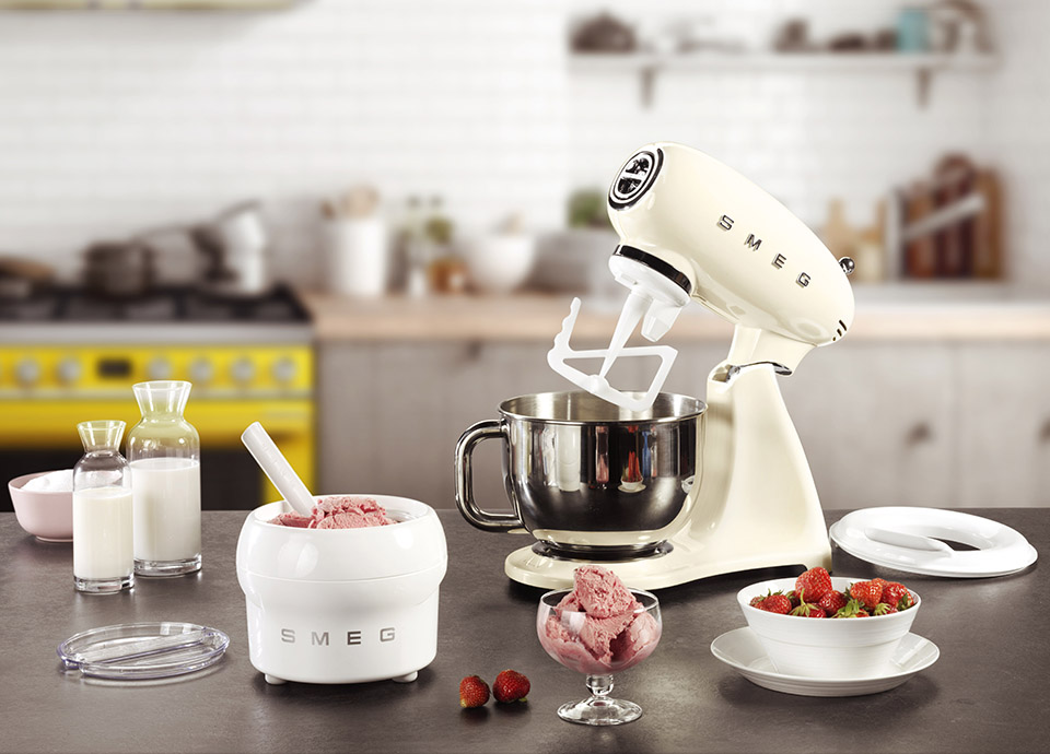 GET THE MOST FROM YOUR STAND MIXER