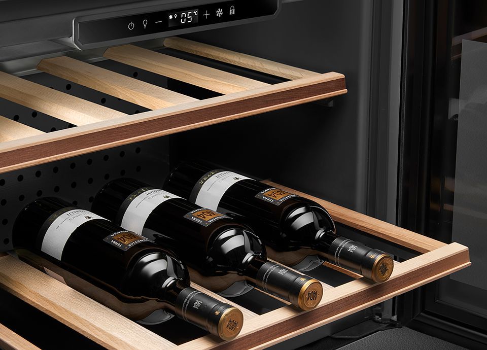 Spacious & Flexible Shelves